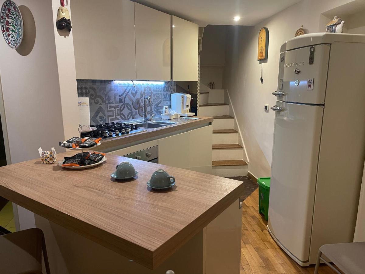 Casa Barone Apartment Наполи Екстериор снимка